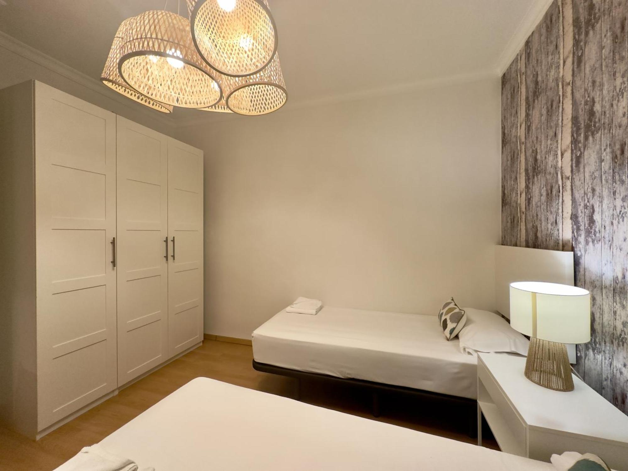 Urbe10 Plaza De Uncibay 3 Bedrooms Apatment Малага Экстерьер фото