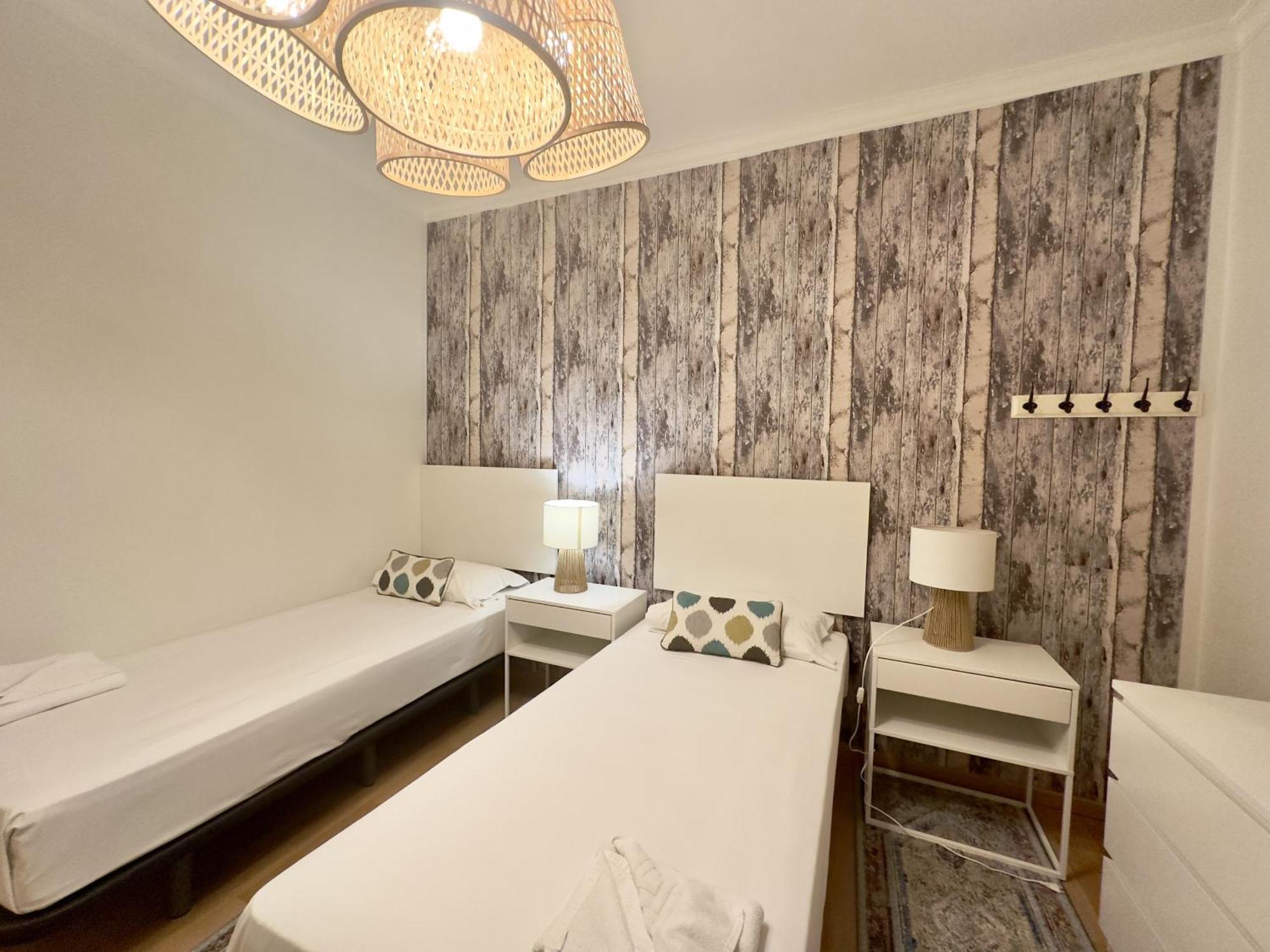 Urbe10 Plaza De Uncibay 3 Bedrooms Apatment Малага Экстерьер фото